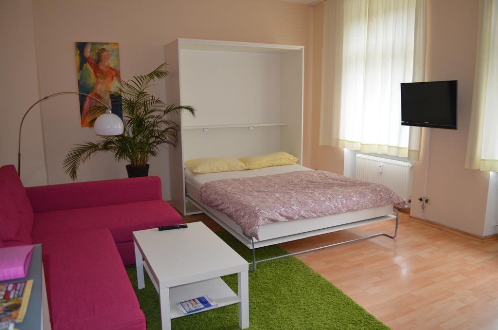 Ferienwohnung Barfly Traben-Trarbach Ngoại thất bức ảnh